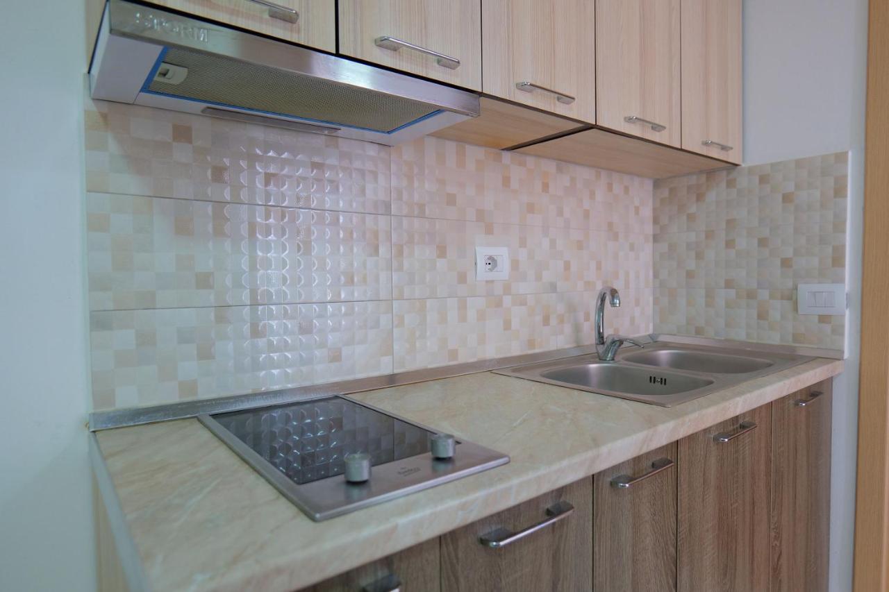 Almare Apartments Avlonya Dış mekan fotoğraf
